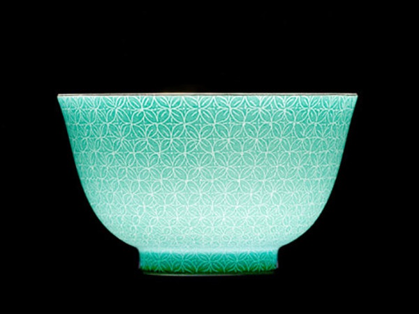 Details of porcelain maintenance